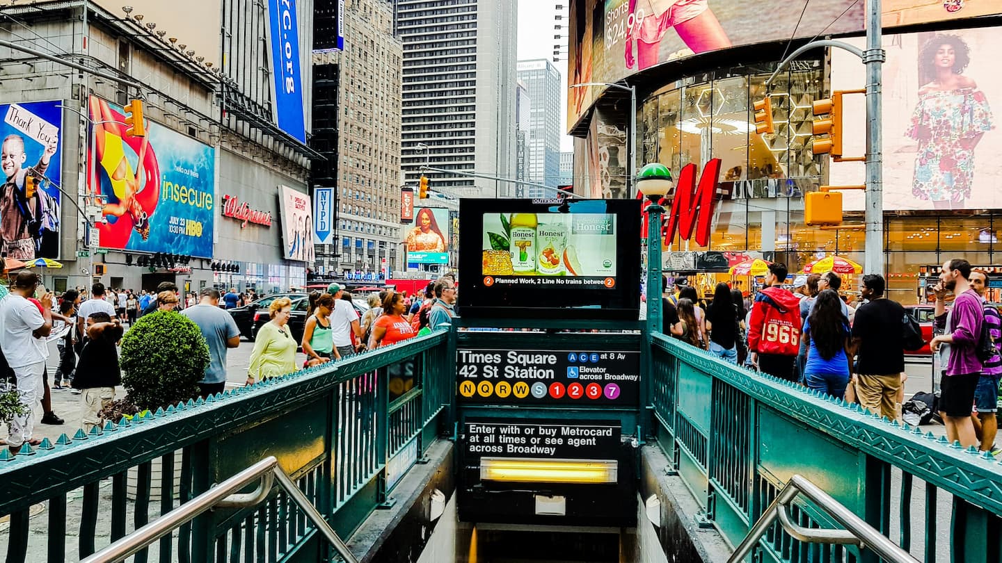 ニューヨークの地下鉄の乗り方ガイド！路線図や料金、注意点を解説